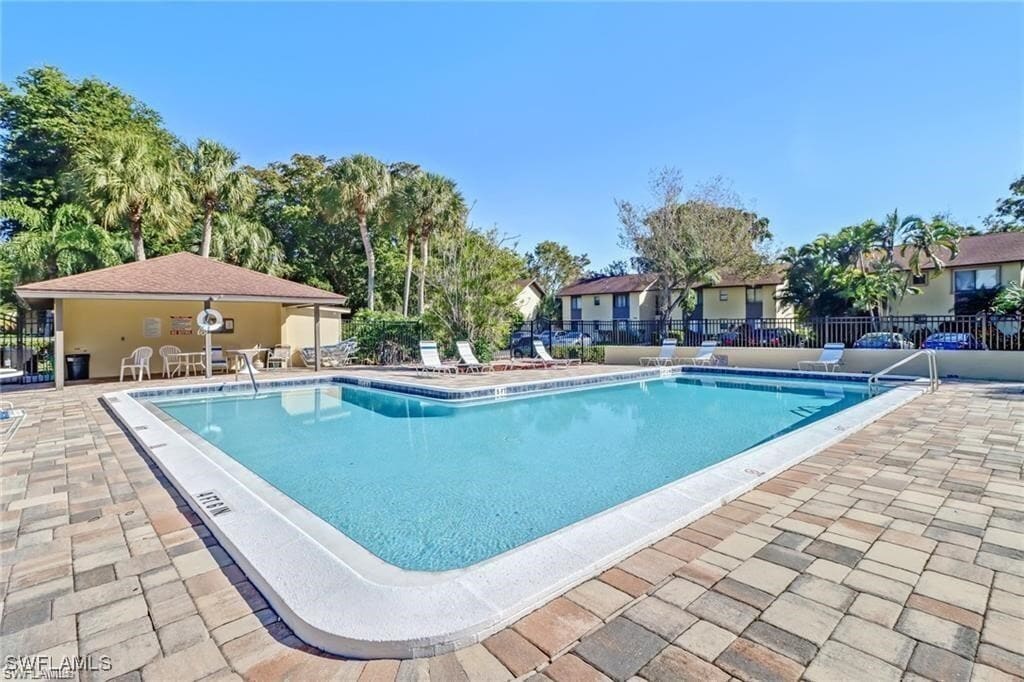 Foto principal - 1390 Green Valley Cir