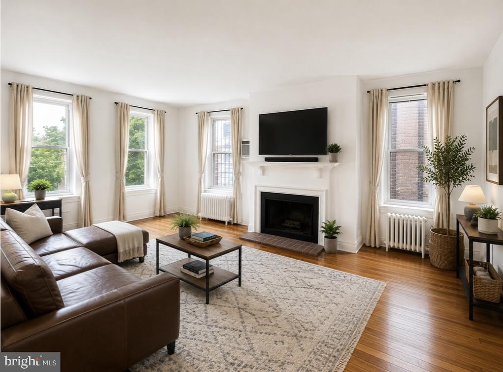 Foto del edificio - 1855 Calvert St NW