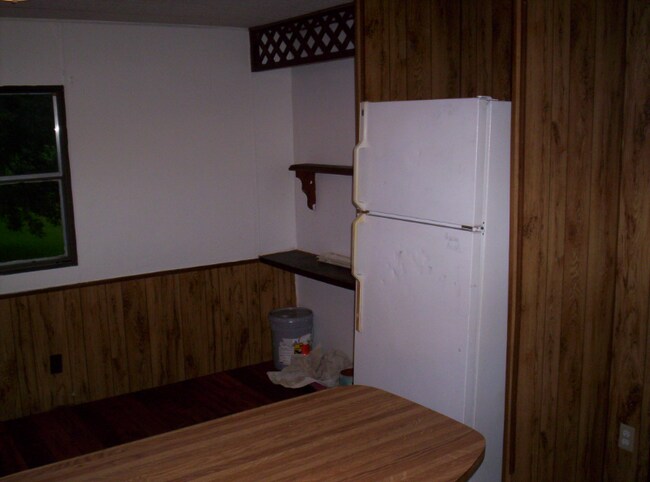 Foto del edificio - 547 Creekside Dr