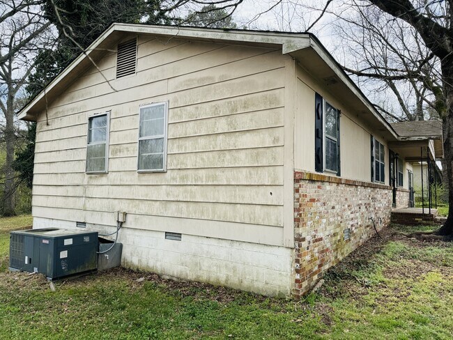 Foto del edificio - 168 Drum Cir