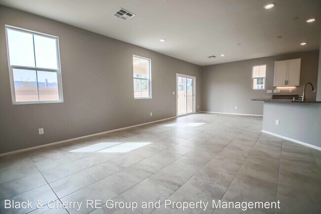 Building Photo - 3 br, 2 bath House - 1417 Overseer Avenue
