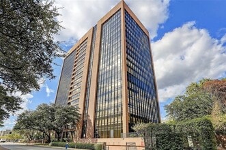 Building Photo - 5150 Hidalgo St