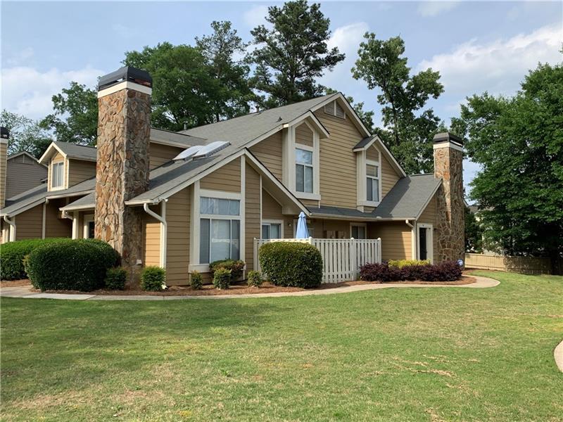 Foto principal - 2665 Windy Hill Pl SE