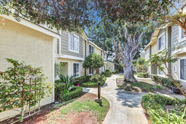 Building Photo - $500 Move In Special! 3 BD, 2.5 BA Townhome At The Groves In Carmel Valley-Del Mar