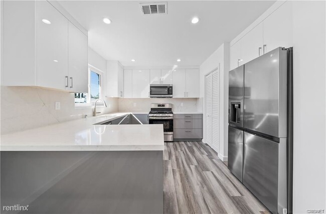 Building Photo - 4 br, 2 bath House - 18815 Lemay St