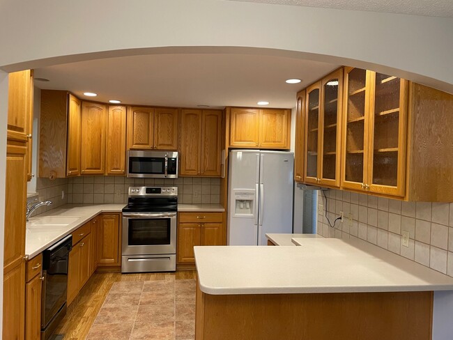 Building Photo - 806 Fordham St