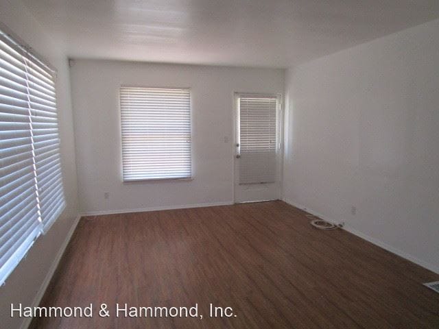 Building Photo - 1 br, 1 bath House - 13924 Sherman Way