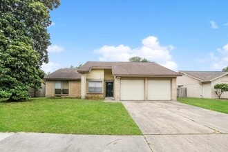 Building Photo - 16411 N Cross Dr
