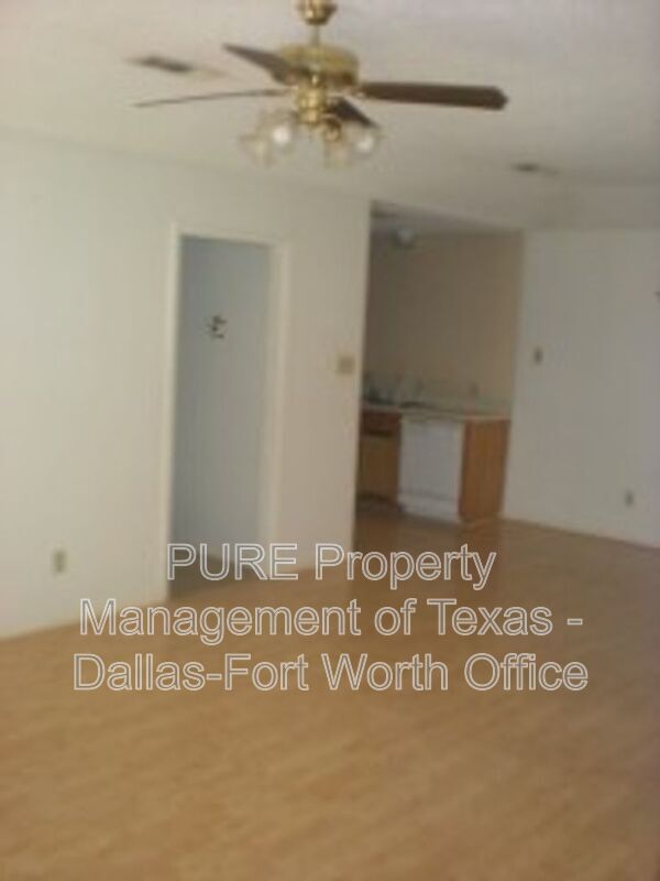 Building Photo - 7525 Windhaven Rd