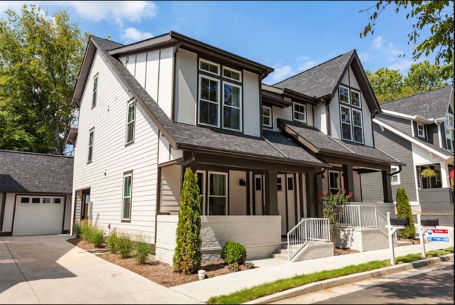 Building Photo - 1722 Carvell Ave