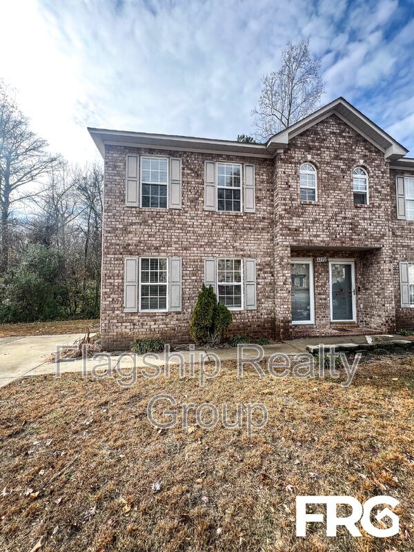 Foto principal - 4270 Williamsbrook Ln