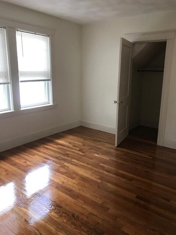 Foto del edificio - 75 Varnum St