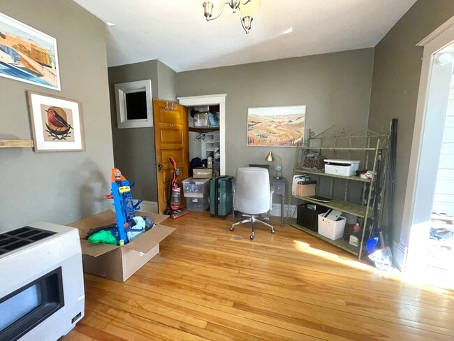 Foto del edificio - 603 NE Main St