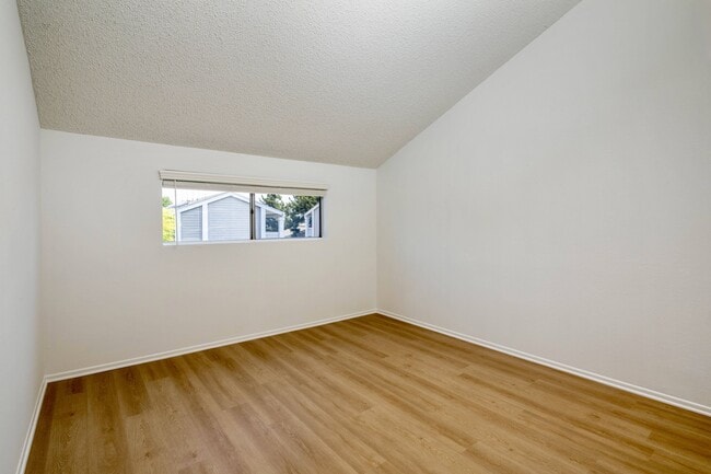 Building Photo - Rancho Vista