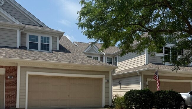 Foto del edificio - 230 Woodstone Cir
