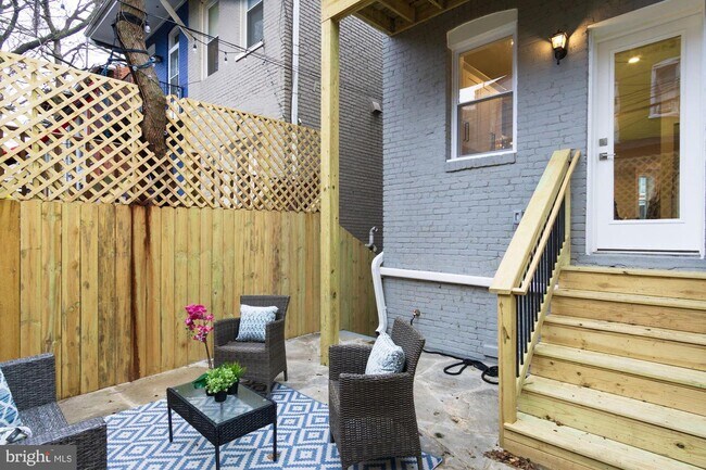 Foto del edificio - 1437 Monroe St NW