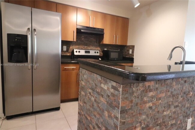 Foto del edificio - 5880 W Sample Rd