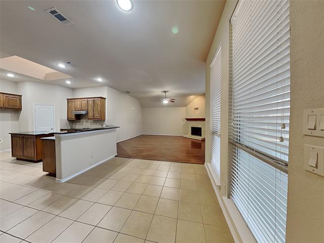 Building Photo - 1605 Grey Willow Ln