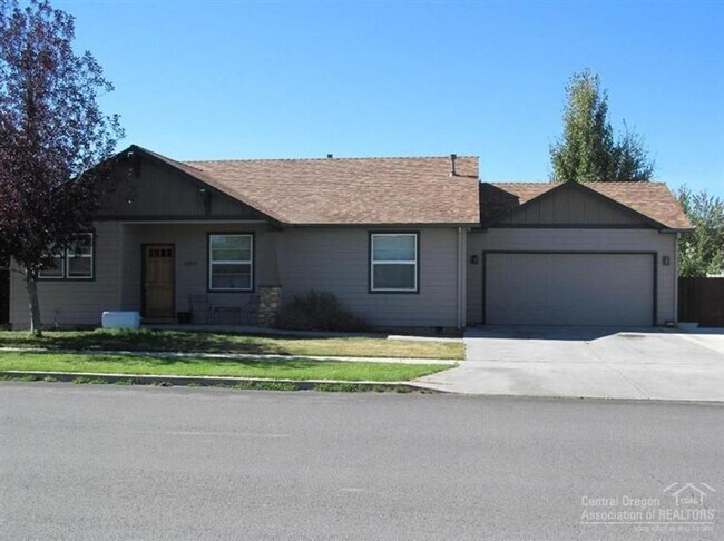 Foto del edificio - 62593 Hawkview Road