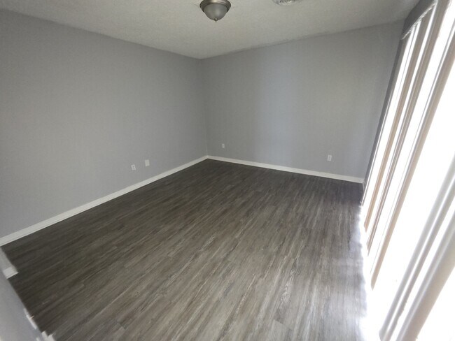 Foto del edificio - 225 W McDowell Rd
