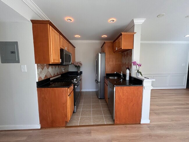 Foto del edificio - 4923 Americana Dr