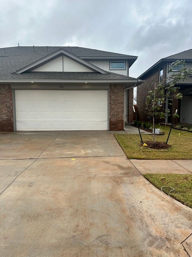 1st Month Free! - 1st Month Free! House