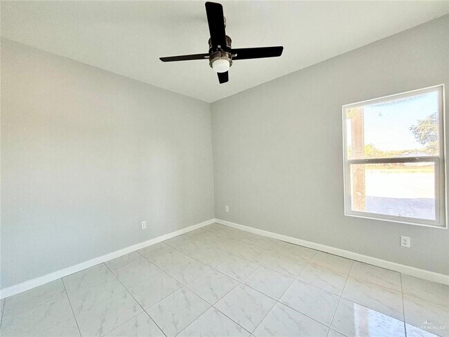 Foto del edificio - 9 W St Francis Ave