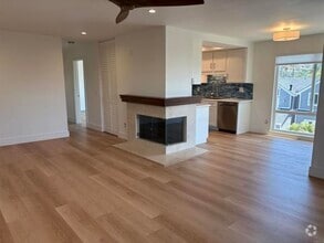 Building Photo - 2711 Camino Del Mar