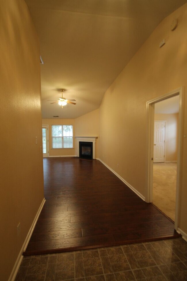 Foto del edificio - 1281 Spring View Ct