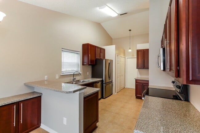 Building Photo - 4642 Ridge Point Ct