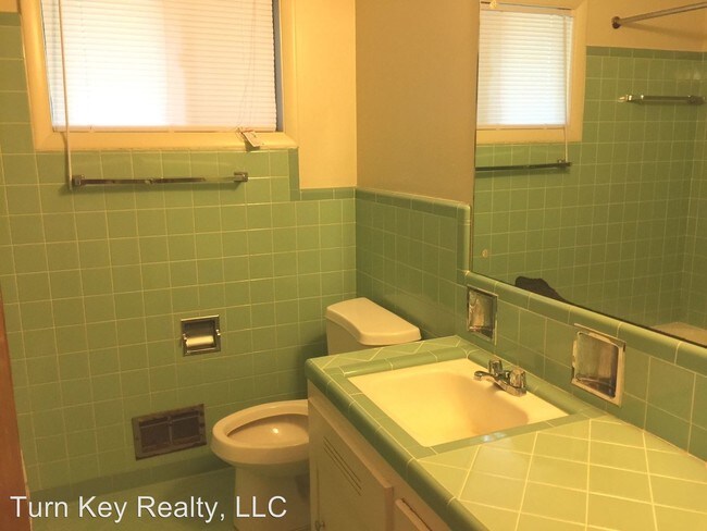 Foto del edificio - 820 Sherwood Forest Dr