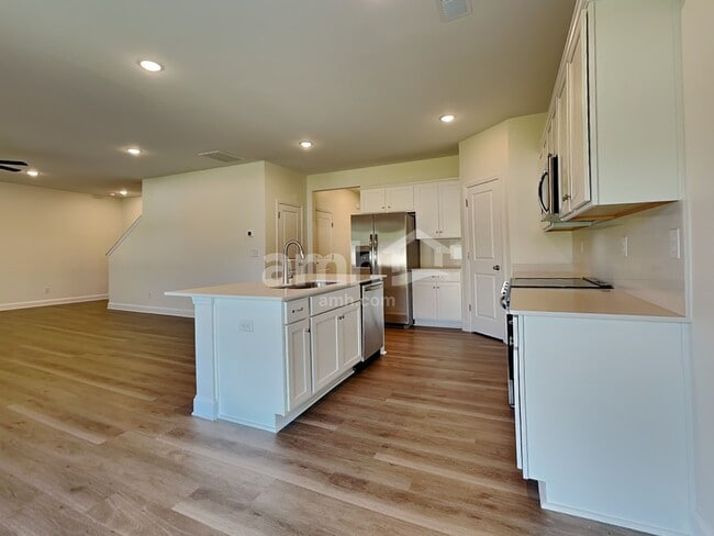 Building Photo - 3511 Lincoln Hts Ln