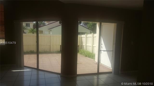 Building Photo - 3202 San Remo Cir