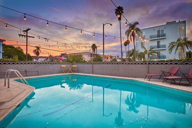 Foto del edificio - 202 Manhattan Pl