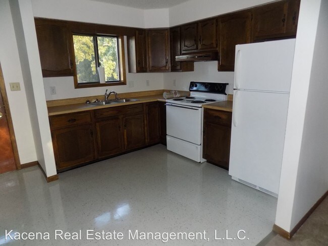 Building Photo - 285 Juniper Ct