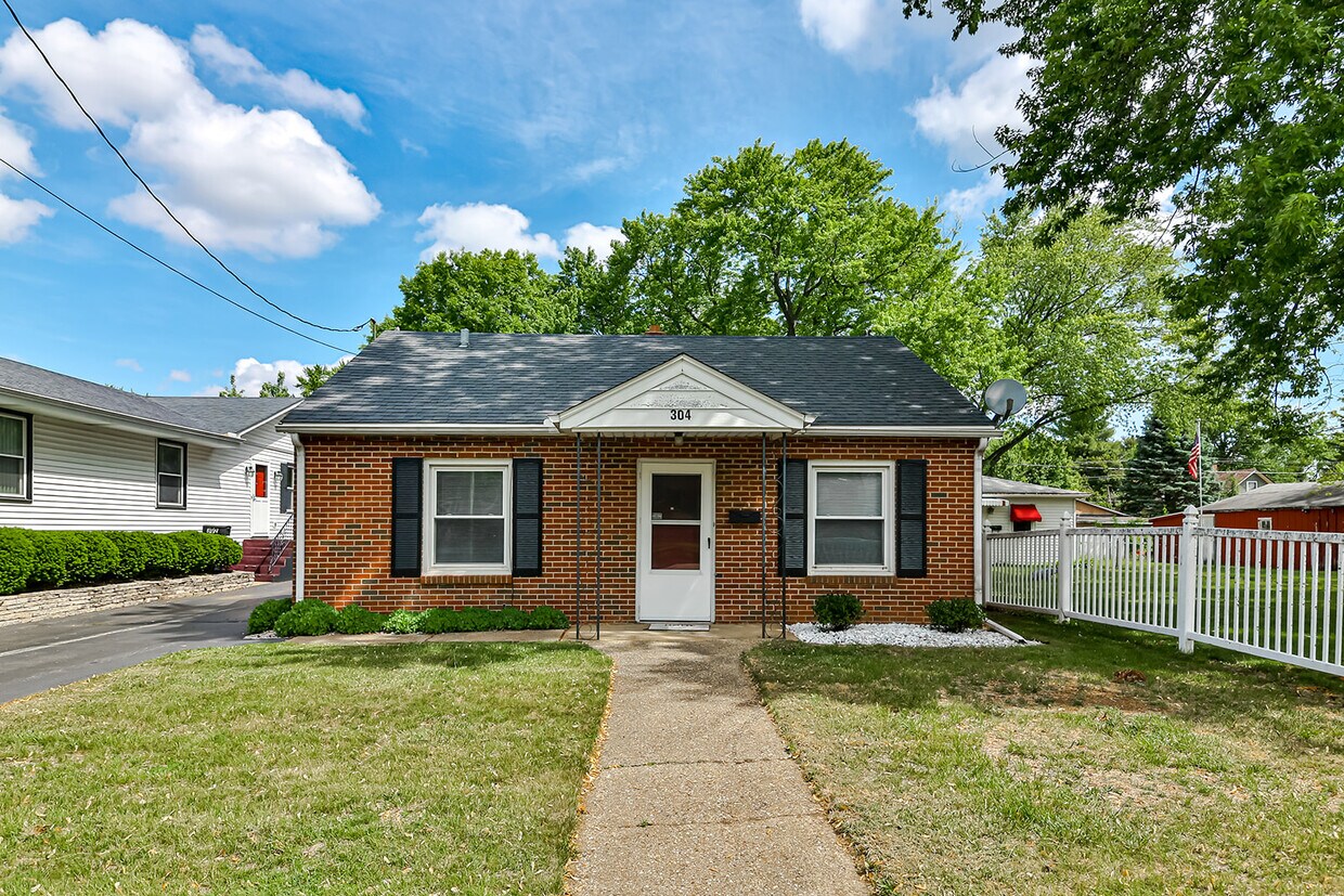 Foto principal - 304 Merrill Ave