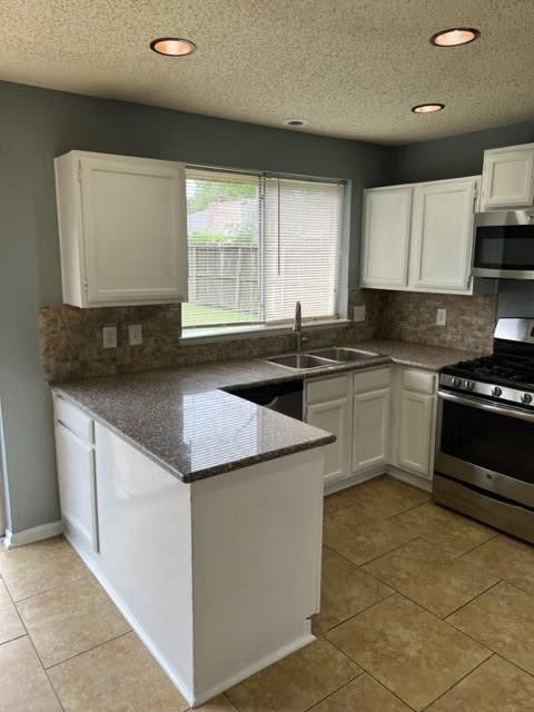 Building Photo - 5330 Windsong Trail