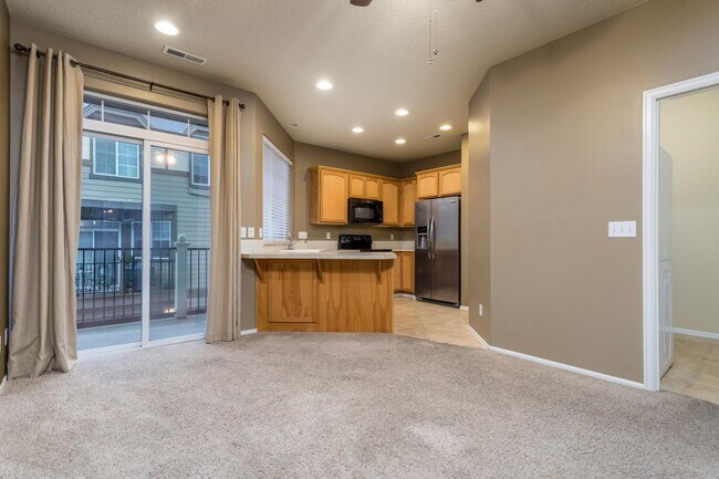 Kitchen - 11646 SW Willet Ter