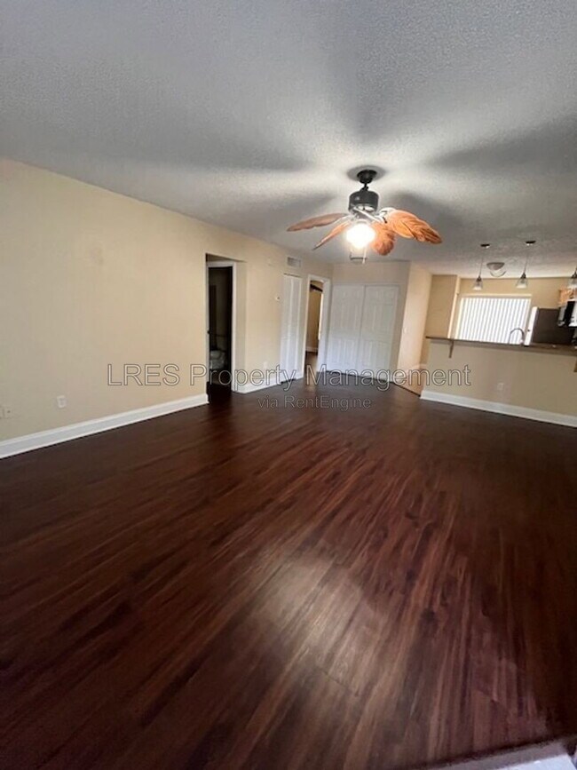 Foto del edificio - 3651 N Goldenrod Rd