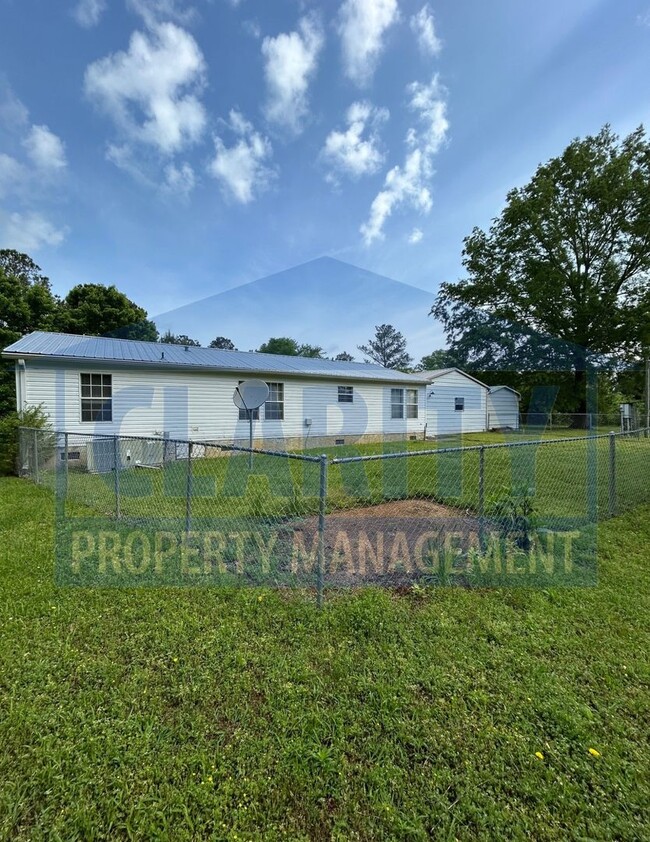 Foto del edificio - Three bedroom, single level home in Old Fo...
