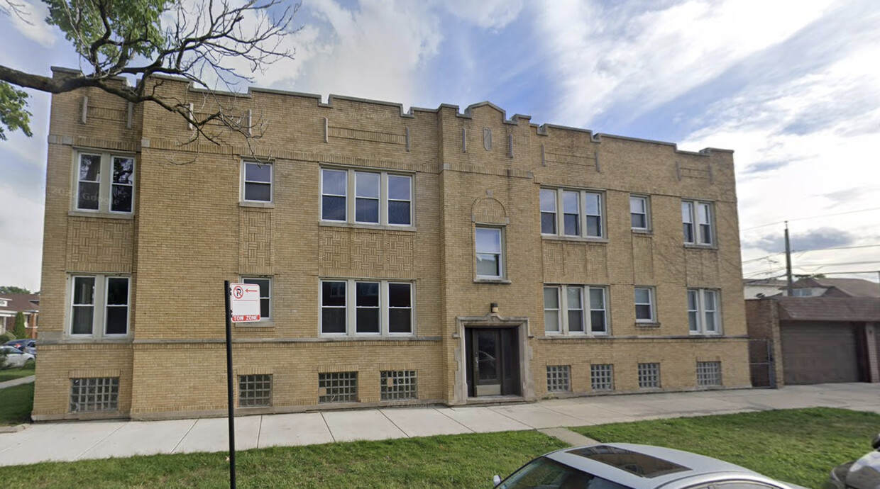 Primary Photo - 2833 W 66th St
