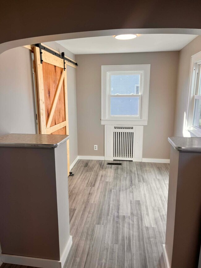 Foto del edificio - Maple Ave