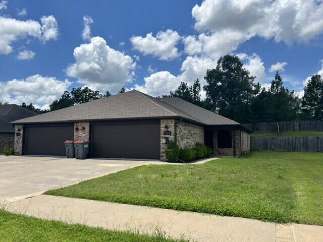 Building Photo - Beautiful 3 Bedroom, 2 Bath Duplex for Lease in Barling!