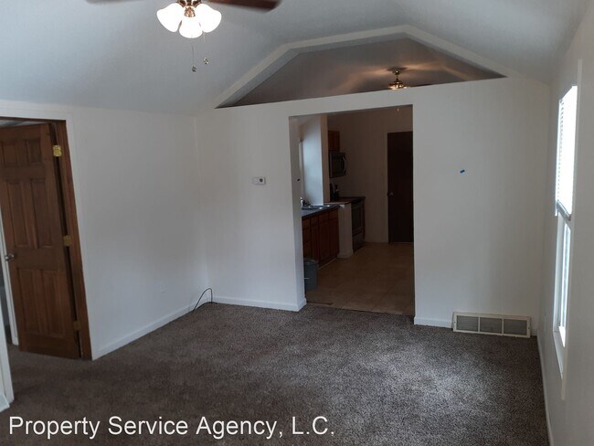 Building Photo - 2 br, 1 bath House - 1510 Douglas