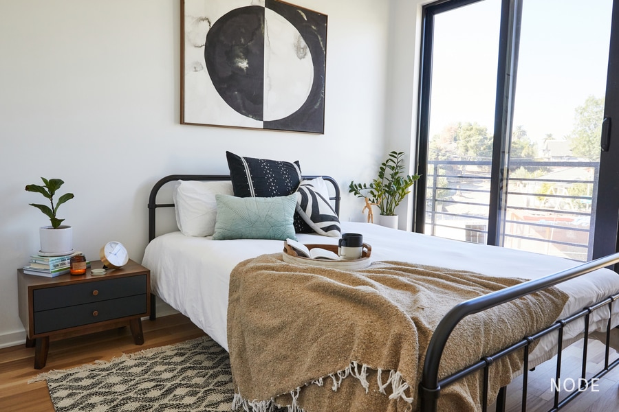 Primary Photo - Private 1 Bed/1 Bath in 3 bedroom co-livin...