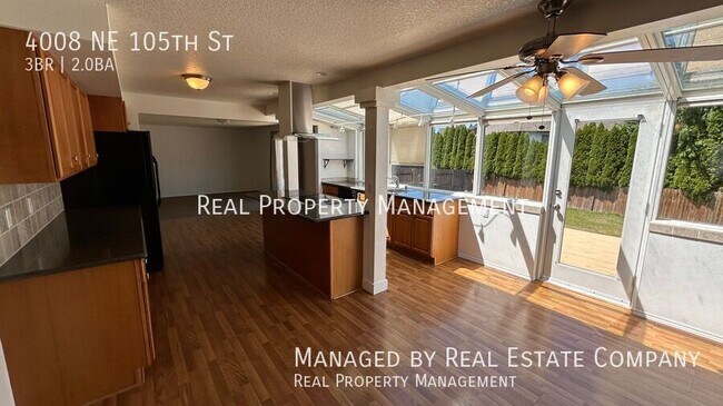 Foto del edificio - 4008 NE 105th St