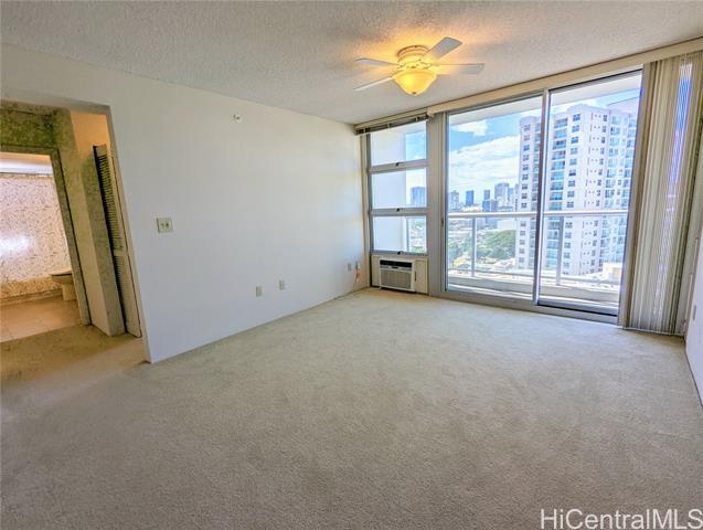 Foto principal - 1315 Kalakaua Ave