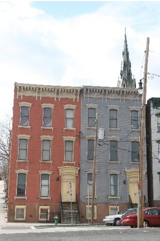 Building Photo - 192-194 N Pearl St