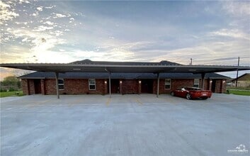 Building Photo - 5206 Murillo St