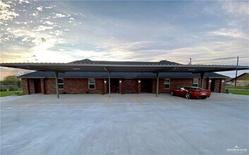 Building Photo - 5206 Murillo St